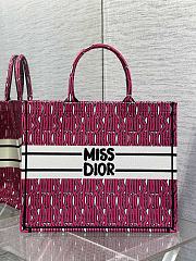 Dior Small Book Tote Pink And White Size 26 x 8 x 22 cm - 1