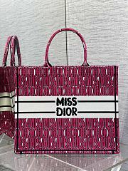 Dior Small Book Tote Pink And White Size 26 x 8 x 22 cm - 3