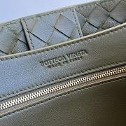 Bottega Veneta Andiamo Green Size 32 x 25 x 11 cm - 3