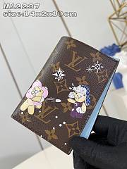 Louis Vuitton Passport Cover M12219 Snow Size 10 x 14 x 2.5 cm - 2