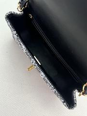 Chanel CF Woolen Black and White Size 20 cm - 2