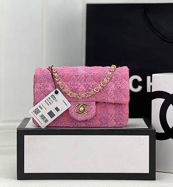 Chanel CF Woolen Pink Size 20 cm