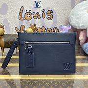 Louis Vuitton Aerogram iPad Case Blue Size 30 x 22 x 5 cm - 6