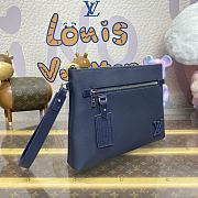 Louis Vuitton Aerogram iPad Case Blue Size 30 x 22 x 5 cm - 4