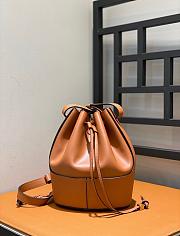 Loewe Balloon Bucket Water Bag Brown Size 18 x 25 x 13.5 cm - 1