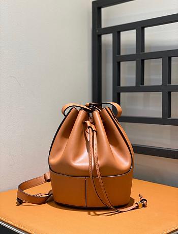 Loewe Balloon Bucket Water Bag Brown Size 18 x 25 x 13.5 cm