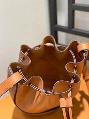 Loewe Balloon Bucket Water Bag Brown Size 18 x 25 x 13.5 cm - 3