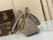 Louis Vuitton LV Boulogne Grey Size 29 x 16 x 9.5 cm - 4