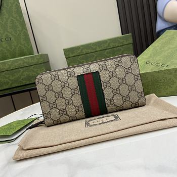 Gucci Zipper Wallet Brown Size 19 x 11 x 2.5 cm