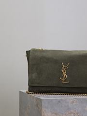 YSL Kate Reversible Suede & Plain Leather Khaki Green Suede Size 28.5 x 21 x 6 cm - 2