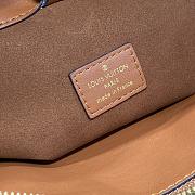 Louis Vuitton Lock It Medium Handbag M22925 Brown Size 36 x 15 x 29 cm - 4