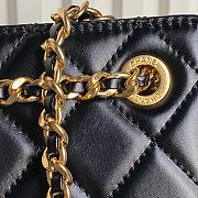 Chanel Black Chain Bag Size 16 × 21 × 7 cm - 6