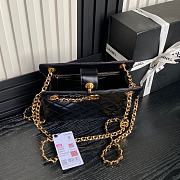 Chanel Black Chain Bag Size 16 × 21 × 7 cm - 4