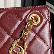 Chanel Red Chain Bag Size 16 × 21 × 7 cm - 4