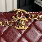 Chanel Red Chain Bag Size 16 × 21 × 7 cm - 5