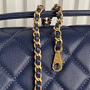 Chanel Classic Flap Bag Blue Size 16 × 22 × 5 cm - 4