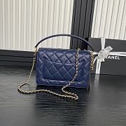 Chanel Classic Flap Bag Blue Size 16 × 22 × 5 cm - 3