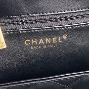 Chanel Tofu Bag Gold Chain Black Size 19.5 × 28 × 7 cm - 5