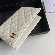 Chanel Classic Passport Holder White Size 14.5 × 10.5 × 2 cm - 4