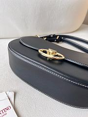 Valentino Garavani Ohval Small Calfskin Bag Black Size 26 x 13 x 6.5 cm - 6