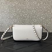 Valentino Garavani Small Rockstud Grainy Calfskin Crossbody Bag White Size 24 x 12 x 6 cm - 3