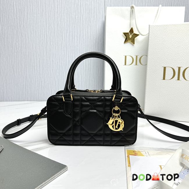 Dior Montaigne 30 Square Bag Black Size 20 x 11.5 x 7 cm - 1