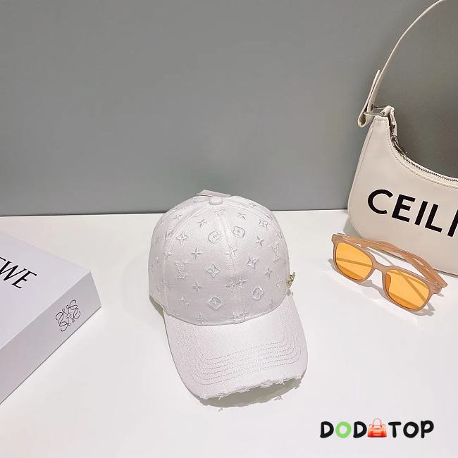 Louis Vuitton White Hat - 1