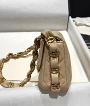 Chanel Thick Chain Hobo Underarm Bag Beige Size 20 x 11.5 x 5.5 cm - 6