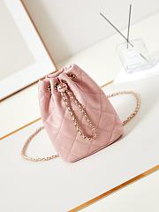 Chanel Leather Bucket Pink Bag Size 22 x 17 x 7.5 cm - 1