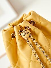 Chanel Leather Bucket Yellow Bag Size 22 x 17 x 7.5 cm - 5