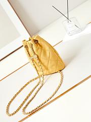 Chanel Leather Bucket Yellow Bag Size 22 x 17 x 7.5 cm - 2