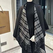 Burberry Reversible Check Wool Cape Black 130 x 130 cm - 1