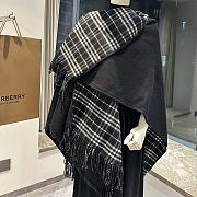 Burberry Reversible Check Wool Cape Black 130 x 130 cm - 5