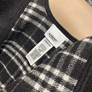 Burberry Reversible Check Wool Cape Black 130 x 130 cm - 3