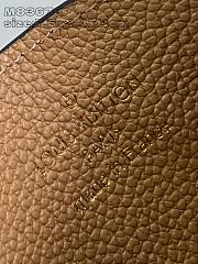 Louis Vuitton Card Holder M83678 Size 7.5 x 0.5 x 11 cm - 5