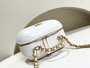 Chanel Small Round Bag White Size 13.5 x 16.5 x 10.5 cm - 3