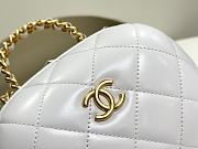 Chanel Small Round Bag White Size 13.5 x 16.5 x 10.5 cm - 2