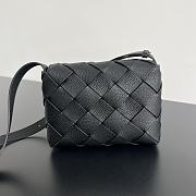 Bottega Veneta Diago Crossbody Bag Black Size 22.5 x 16.5 x 5.5 cm - 6