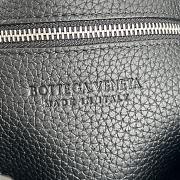 Bottega Veneta Diago Crossbody Bag Black Size 22.5 x 16.5 x 5.5 cm - 4