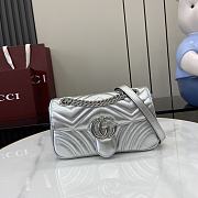 Gucci GG Marmont Mini Shoulder Bag Silver Size 22 x 13 x 6 cm - 1