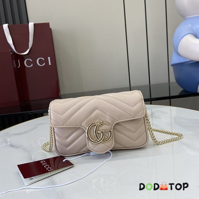 Gucci GG Marmont Super Mini Shoulder Bag Light Pink Size 16.5 x 10 x 4.5 cm - 1