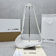 Nike x Jacquemus Smooth Shoulder Bag White Size 30 x 8.5 cm - 1