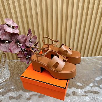 Hermes Wedge-Heeled Thick-Soled Sandals Brown 7 cm