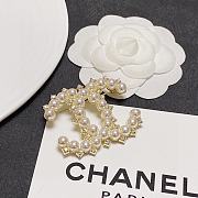 Chanel Brooch Pearl Diamond  - 4