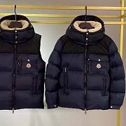 Moncler Women Karakorum Short Down Jacket Black - 2