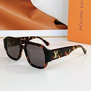 Louis Vuitton LV Clash Pilot Glasses  - 2