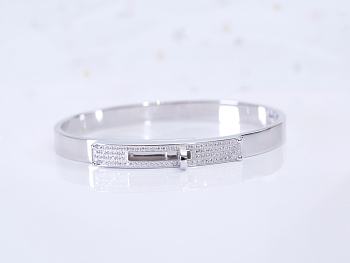 Hermes Kelly Diamond Bracelet In Platinum