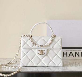 Chanel Kelly Bag Grained Leather Light Gold Buckle White Size 16 x 21 x 9.5 cm 