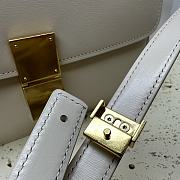 Celine Classic Box Bag White Size 24 x 18 x 7 cm - 2