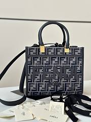 Fendi Small Sunshine Bag Dark Blue Size 25.5 x 12 x 22.5 cm - 1